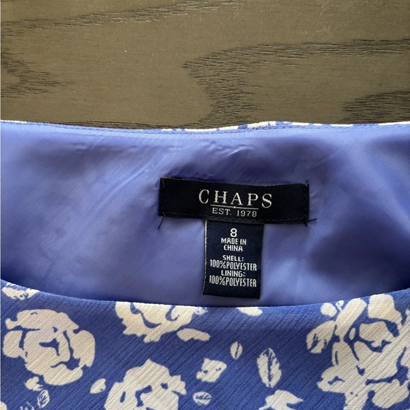 Springtime Blue and White Floral Dress - Picture 4 of 5